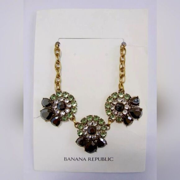 BANANA REPUBLIC ANTIQUE GOLD TONE GREEN/GREY CUT CRYSTAL 18"-20" NECKLACE NWT - Picture 1 of 9